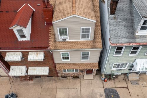 1709 Mary St, Pittsburgh, PA 15203-1819