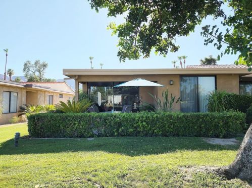 22 Haig Dr, Rancho Mirage CA  92270-3807 exterior