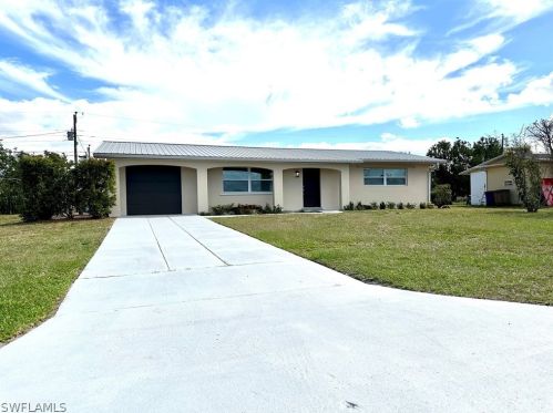331 Hazelwood Ave, Lehigh Acres, FL 33936-5876