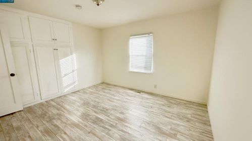 15897 Vassar Ave, San Lorenzo CA  94580-1060 exterior