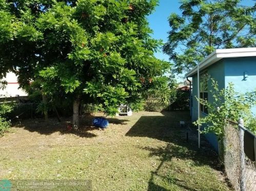 6435 18 St, Hollywood FL 33027-4334 exterior