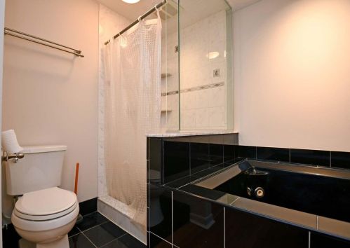 517 Boal St, Cincinnati OH  45202-0902 exterior