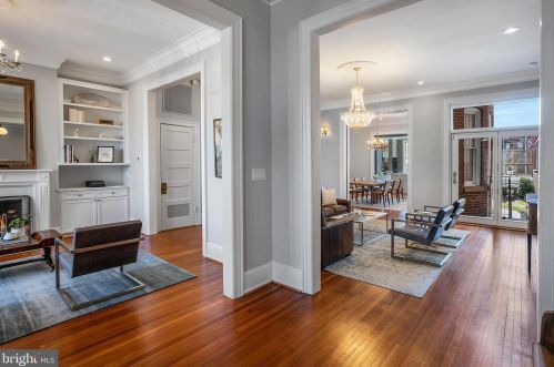 1852 Wyoming Ave, Washington, DC 20009-1802