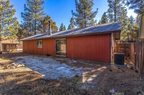2099 4th Ln, Big Bear City CA  92314-9560 exterior