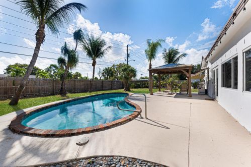 731 4th Ave, Delray Beach, FL 33444-2805