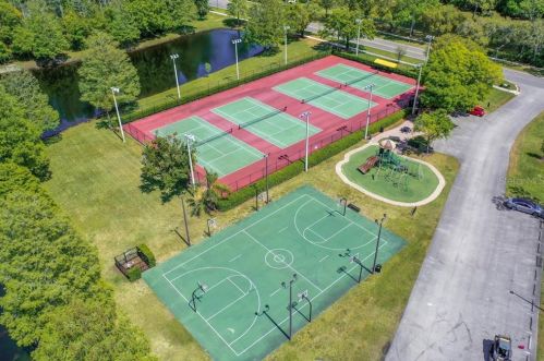 4784 Ridgemoor Cir, Palm Harbor FL  34685-3149 exterior