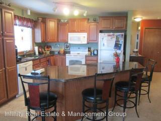 632 Shardlow Ln, Byron, MN 55920-1547