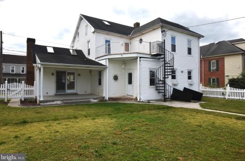 293 South St, Hanover, PA 17331-4907