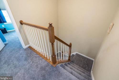 135 Sandpiper Ct, Gilbertsville PA  19525-8118 exterior