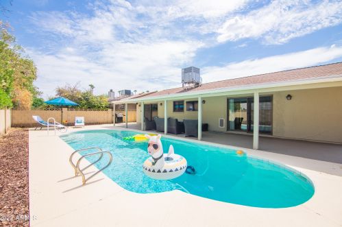 8102 Montebello Ave, Scottsdale AZ 85250-6311 exterior