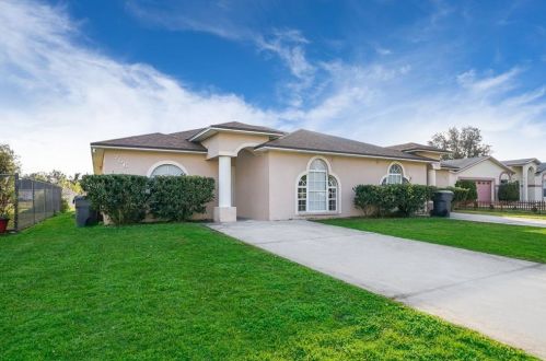 754 Camel Ct, Kissimmee, FL 34759-4315