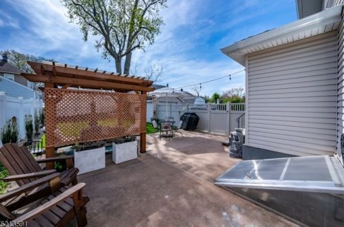 214 Sherman Ave, Roselle Park NJ  07204-2316 exterior