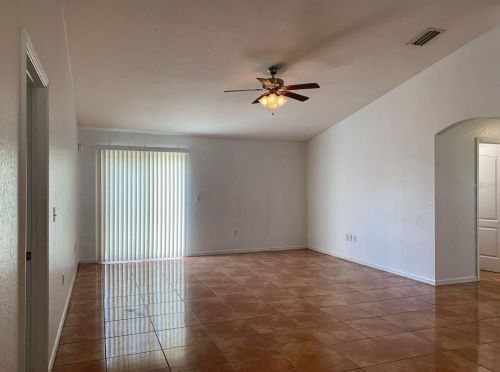 416 Ohio Way, Kissimmee FL  34759-5340 exterior