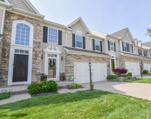 107 Mulberry Ct, Newport, KY 41071-8001