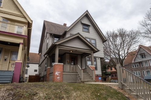 3249 Mckinley Blvd, Milwaukee WI 53208-2959 exterior