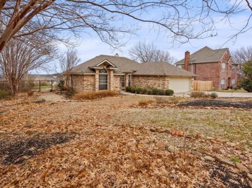 10304 Gray Oak Ln, Fort Worth, TX 76108-3762