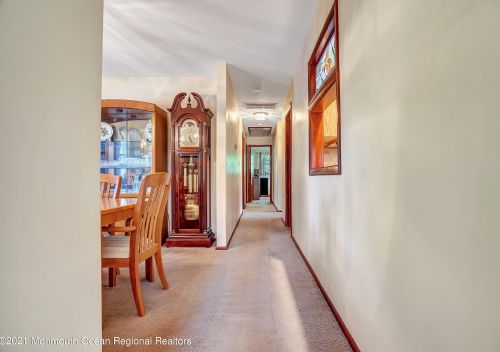 61 Venice Dr, Bricktown NJ  08723-6976 exterior