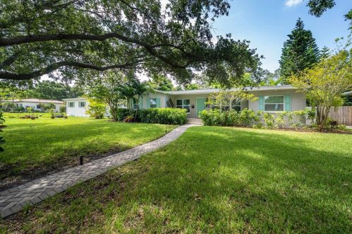 432 36th Ave, Saint Petersburg, FL 33704-1326