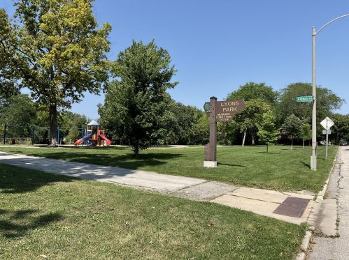 3278 58, Milwaukee WI 53218-4247 exterior