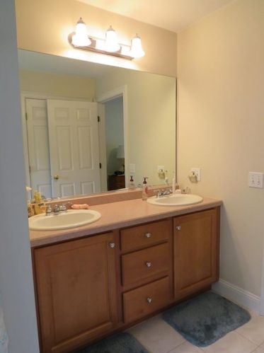 28 Millers Brk Dr, Cumberland RI  02864-6163 exterior