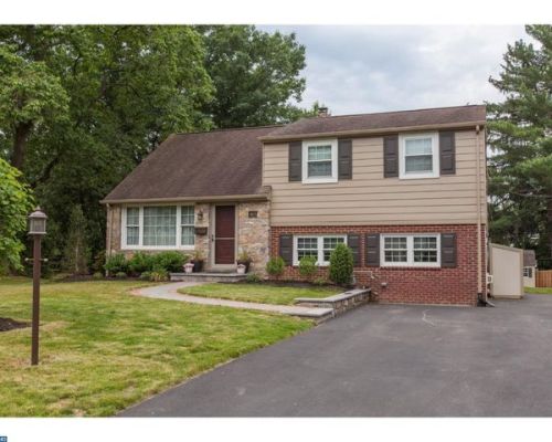 1611 Cherry Ln, Flourtown, PA 19031-2204