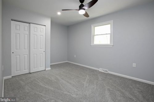 100 Oxford Ave, Berlin Boro NJ  08009-9347 exterior