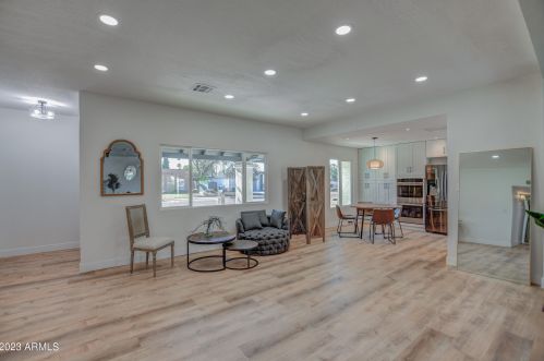 6630 Sharon Dr, Scottsdale AZ  85254-3950 exterior