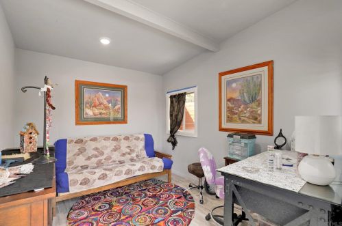 4073 Lake Blvd, Oceanside CA  92056-4604 exterior