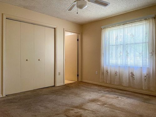 1329 Cr 436, Lake Panasoffkee FL  33538-5128 exterior