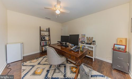 103 Dolington Rd, Yardley PA 19067-2621 exterior