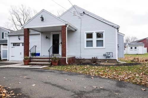 595 Main St, Wallingford, CT 06492-1723