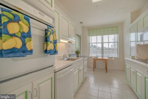 2117 Windrow Dr, Princeton NJ  08540-5023 exterior