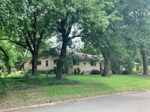 7 Mullaney Dr, Greenville, TX 75402-6915