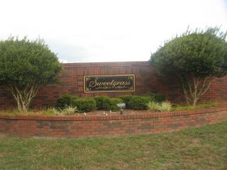 208 Sweetgrass Dr, Chesnee, SC 29323-8238