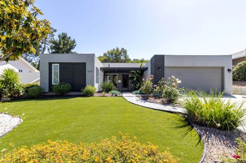8662 Robles Dr, San Diego, CA 92119-1428