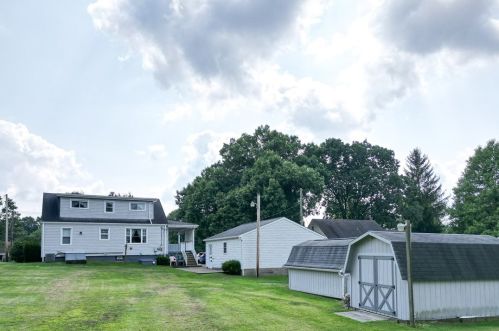 760 Blackhawk Rd, Beaver Falls PA  15010-1508 exterior