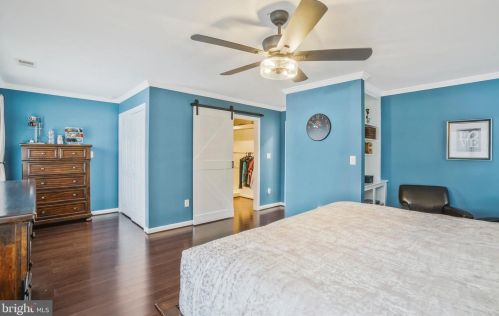 7604 Gresham St, Springfield VA  22151-2933 exterior