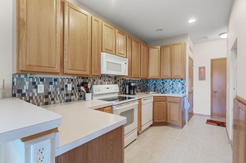 641 19th Pl, Spectacle Lake MN  55008-9324 exterior