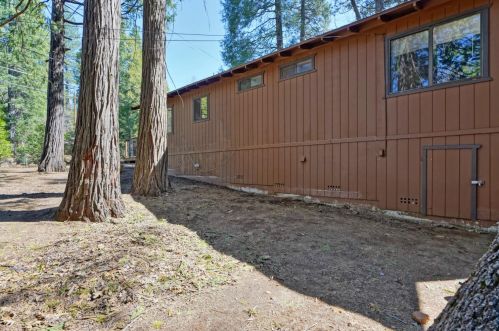 3814 Gold Ridge Trl, Pacific House CA  95726-9740 exterior
