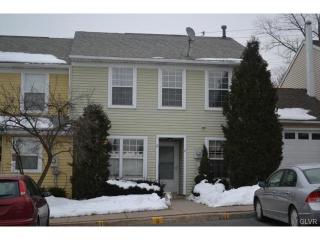 6 Concord Ct, Easton, PA 18040-1034