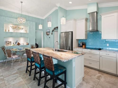 4727 Swordfish St, Bonita Springs, FL 34134-7145