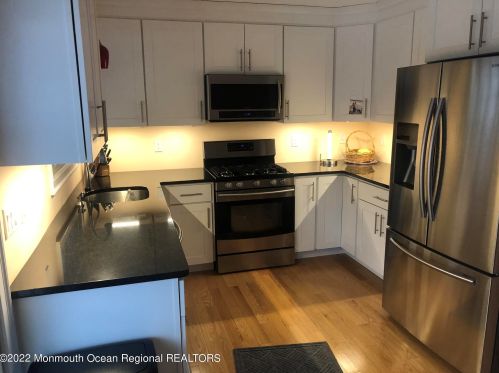 31 Seadrift Ave, Monmouth Hills NJ  07732-1508 exterior