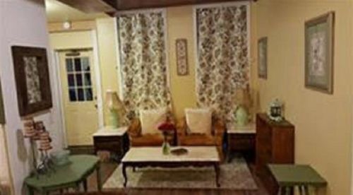 2158 Mercer Rd, Fredonia, PA 16124-1824