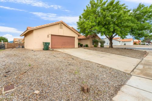 3832 Via De La Reina, Sierra Vista, AZ 85650-8580