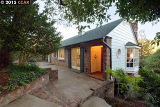3150 Frye St, Oakland, CA 94602-4041