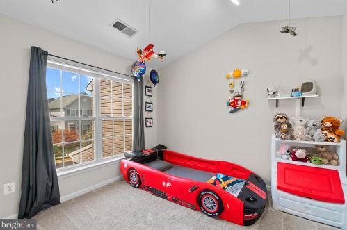 317 Baish Dr, Leesburg VA 20175-6149 exterior