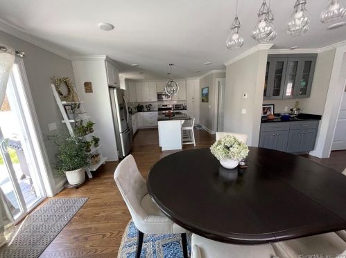 269 Valley Ave, Bridgeport CT  06606-3756 exterior