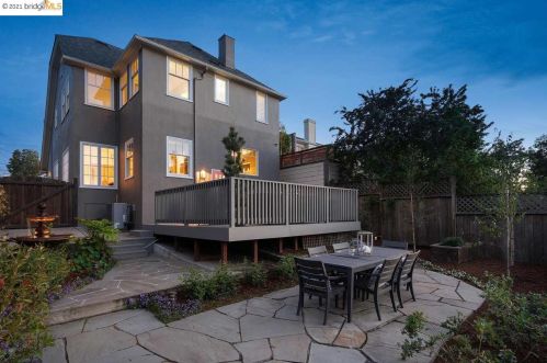 834 Calmar Ave, Oakland CA  94610-1731 exterior