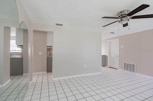 5110 Farley Dr, Tarpon Springs FL  34690-2010 exterior