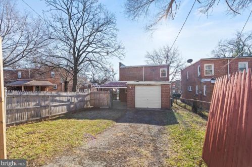 1922 Holly St, Harrisburg PA  17104-1916 exterior